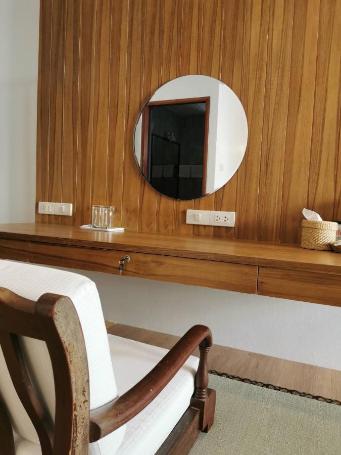 Baanbusarin Hotel Hua Hin Ngoại thất bức ảnh