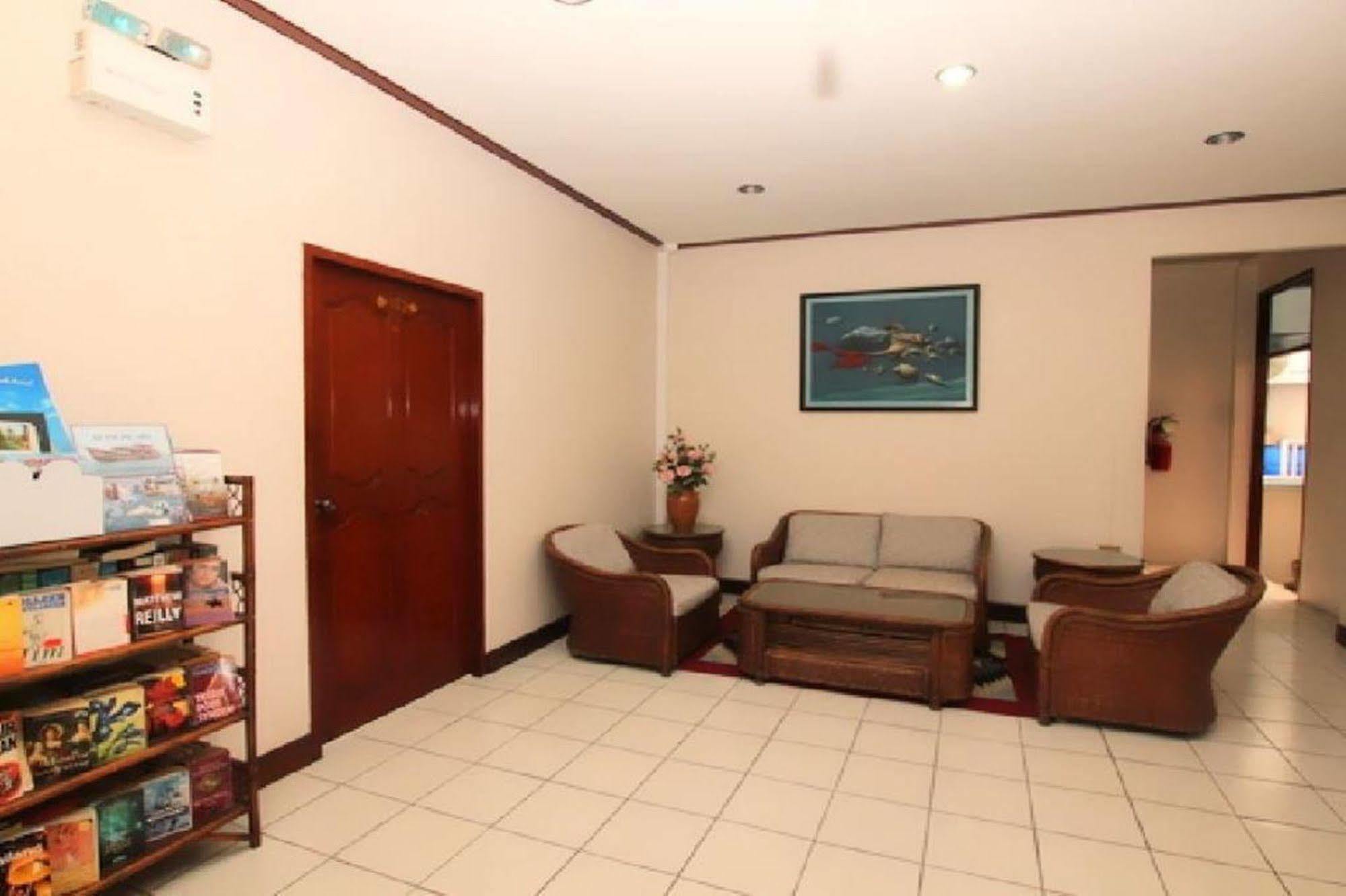 Baanbusarin Hotel Hua Hin Ngoại thất bức ảnh